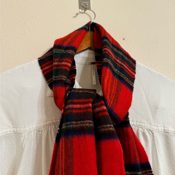 Johnston of Elgin The Scotch House Cashmere Wool Plaid Scarf Holiday - Picture 2 of 9